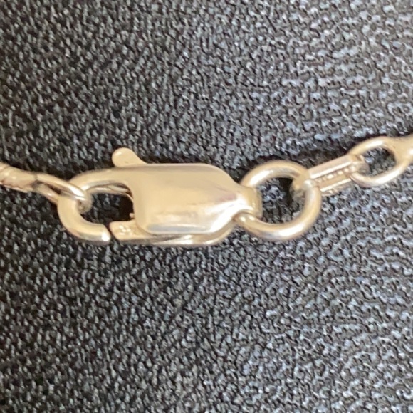 Reversible 925 necklace Black on one white on other 16” 925 chain - Picture 7 of 7